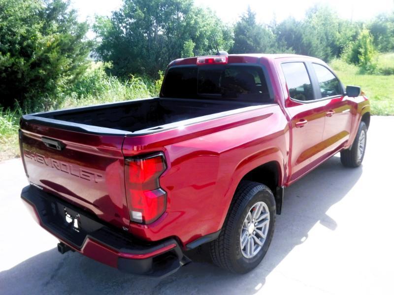 Chevrolet Colorado LT Crew Cab 2WD 2024