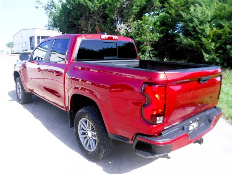 Chevrolet Colorado LT Crew Cab 2WD 2024
