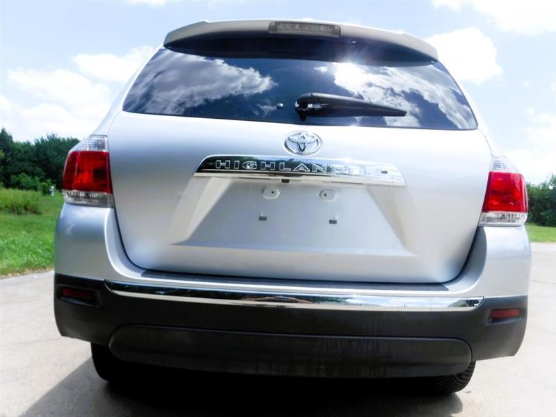Toyota Highlander  2013