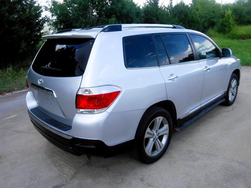 Toyota Highlander Limited 2WD 2013