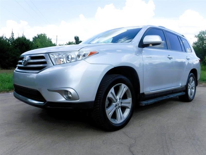 Toyota Highlander Limited 2WD 2013