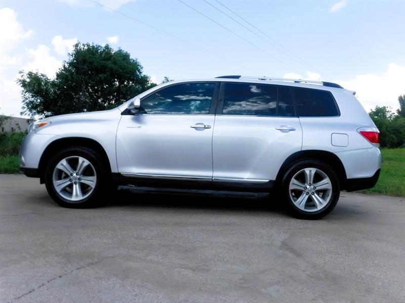 Toyota Highlander Limited 2WD 2013