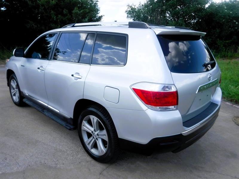 Toyota Highlander Limited 2WD 2013