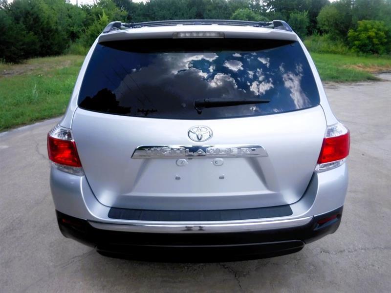 Toyota Highlander Limited 2WD 2013