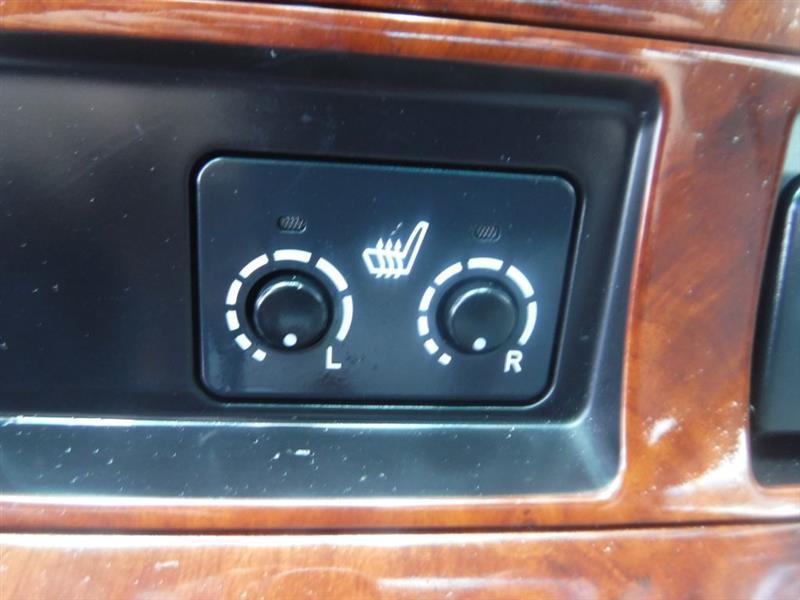 Toyota Highlander Limited 2WD 2013
