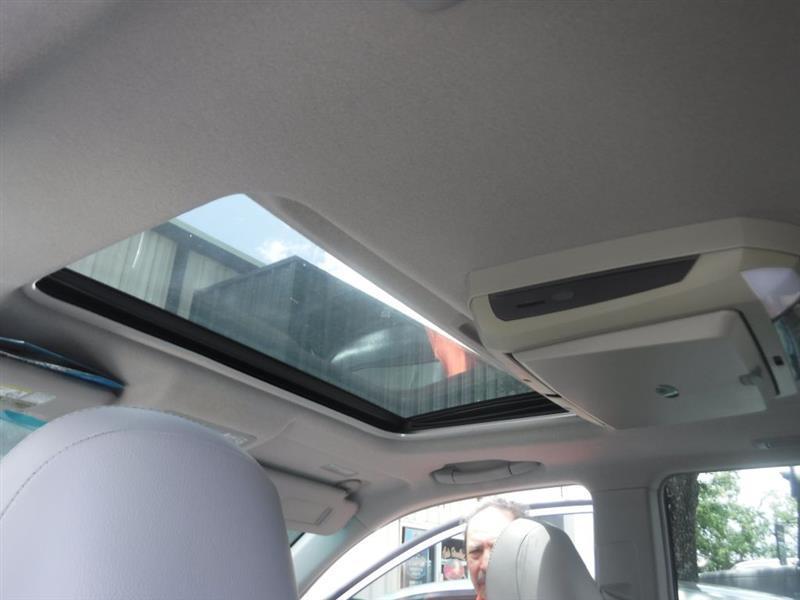 Toyota Highlander Limited 2WD 2013