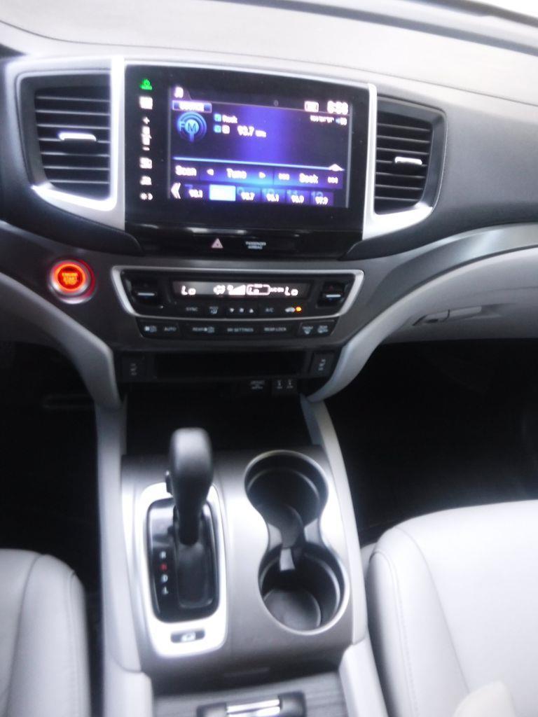 Honda Pilot AWD 4dr EX-L w/Honda Sensing 2016
