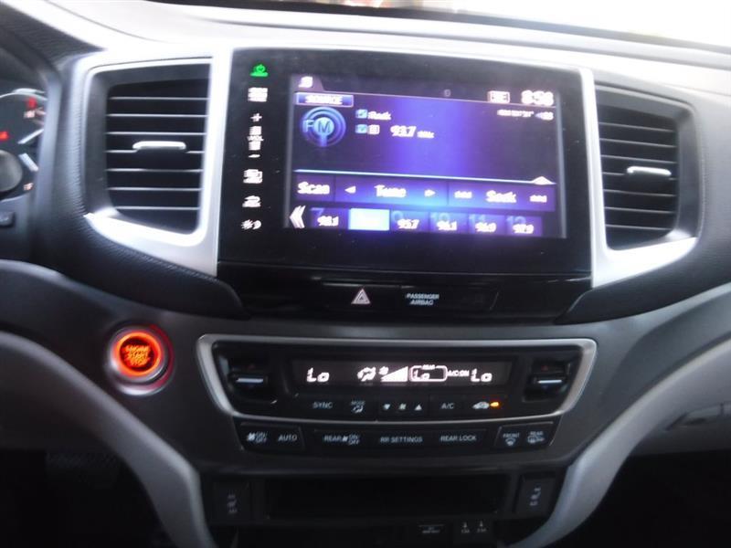 Honda Pilot AWD 4dr EX-L w/Honda Sensing 2016