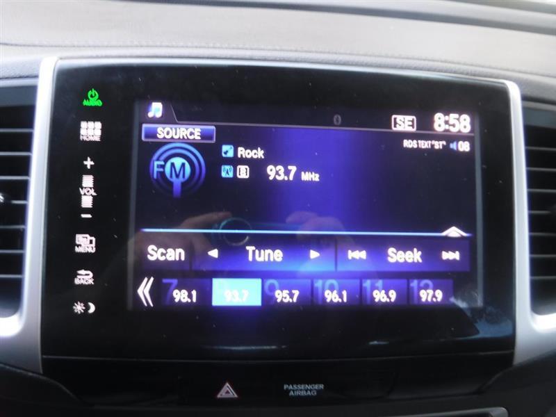 Honda Pilot AWD 4dr EX-L w/Honda Sensing 2016