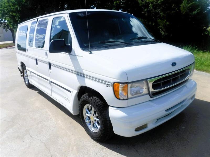 Ford Econoline E150 2000
