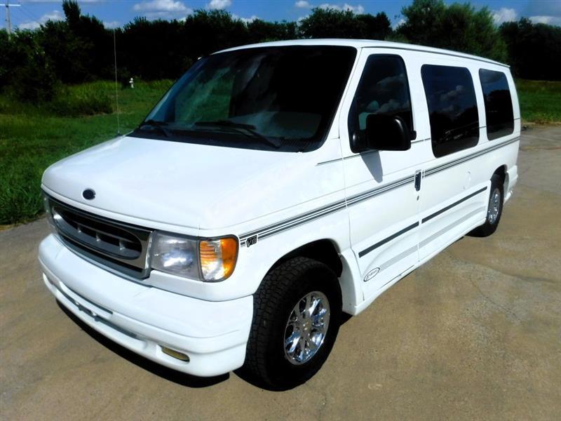 Ford Econoline E150 2000