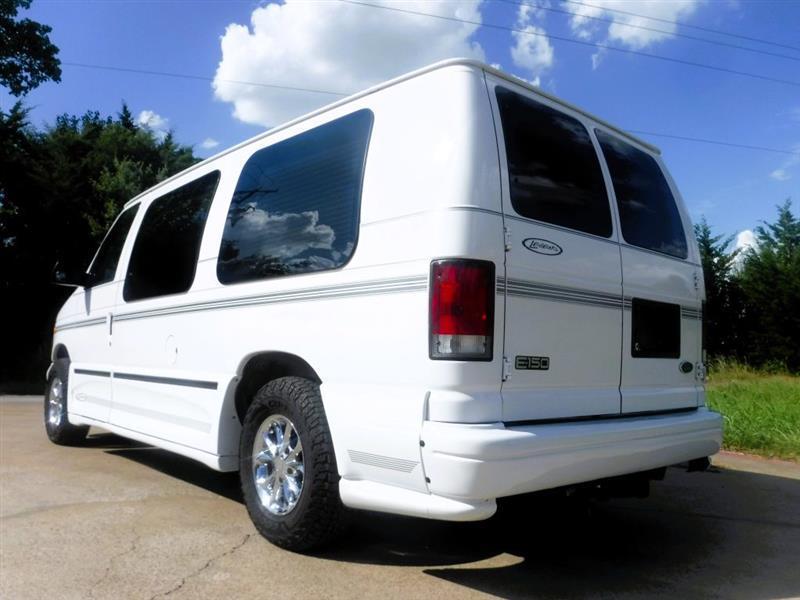 Ford Econoline E150 2000
