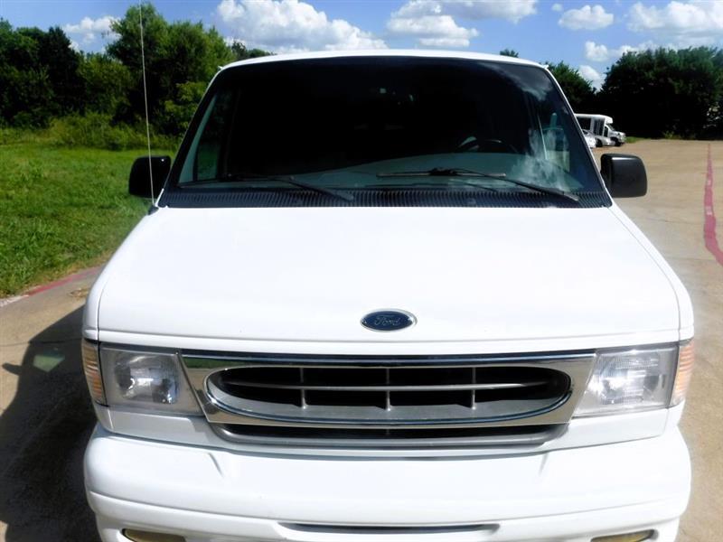 Ford Econoline E150 2000