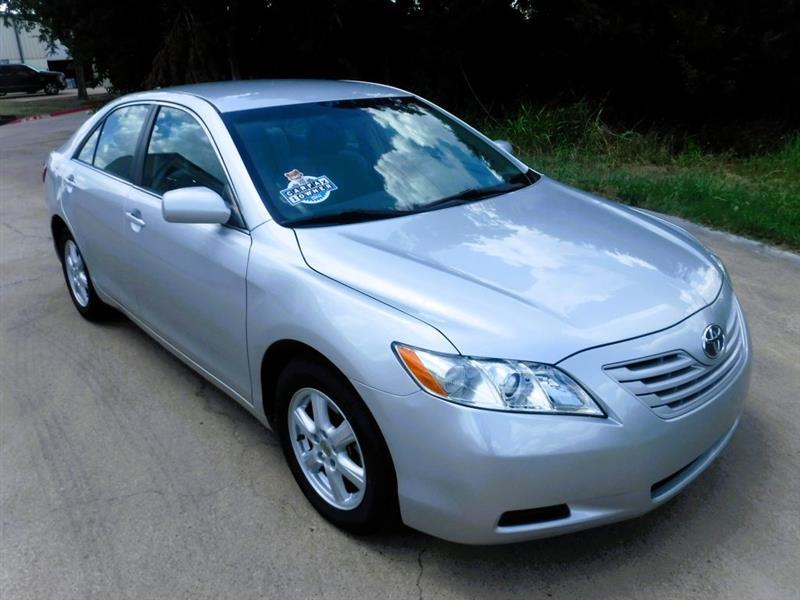 Toyota Camry LE 5-Spd AT 2009