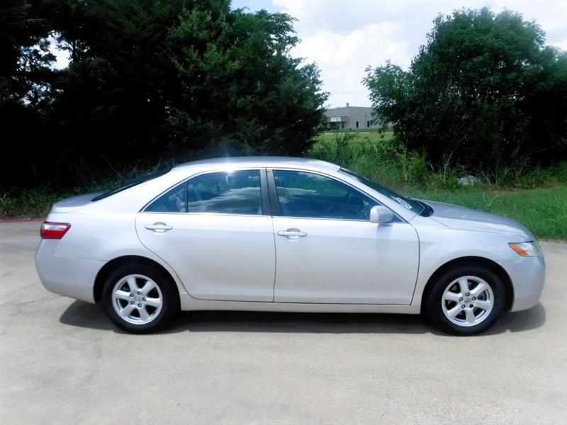 Toyota Camry LE 5-Spd AT 2009