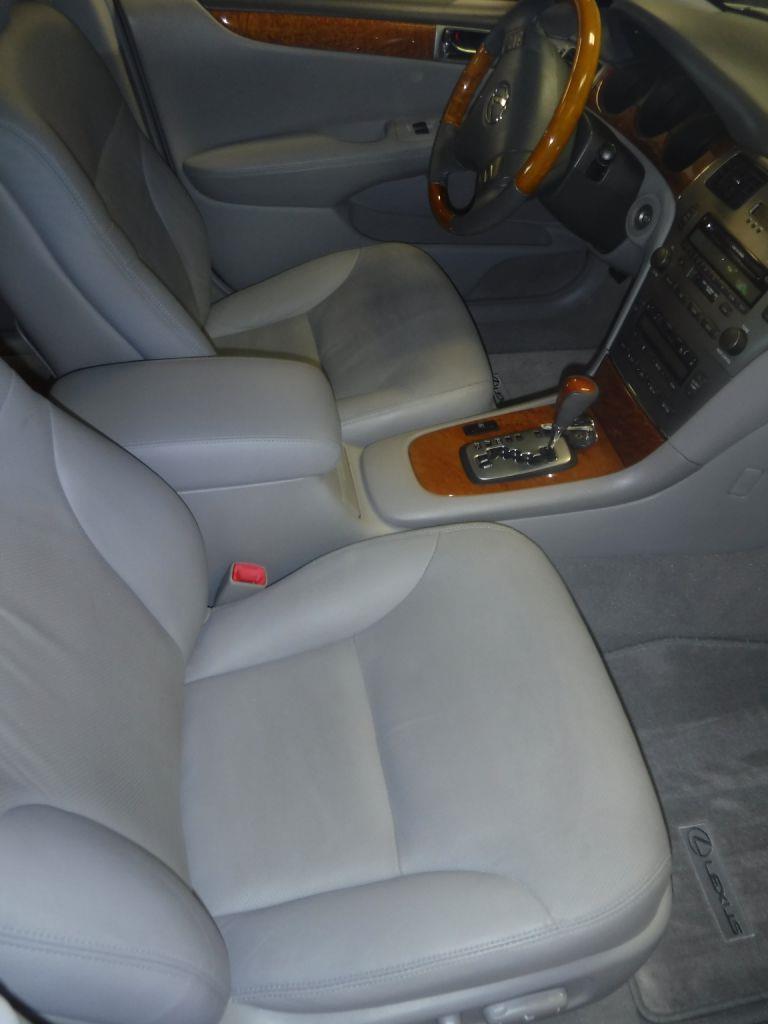 Lexus ES 330 Sedan 2005