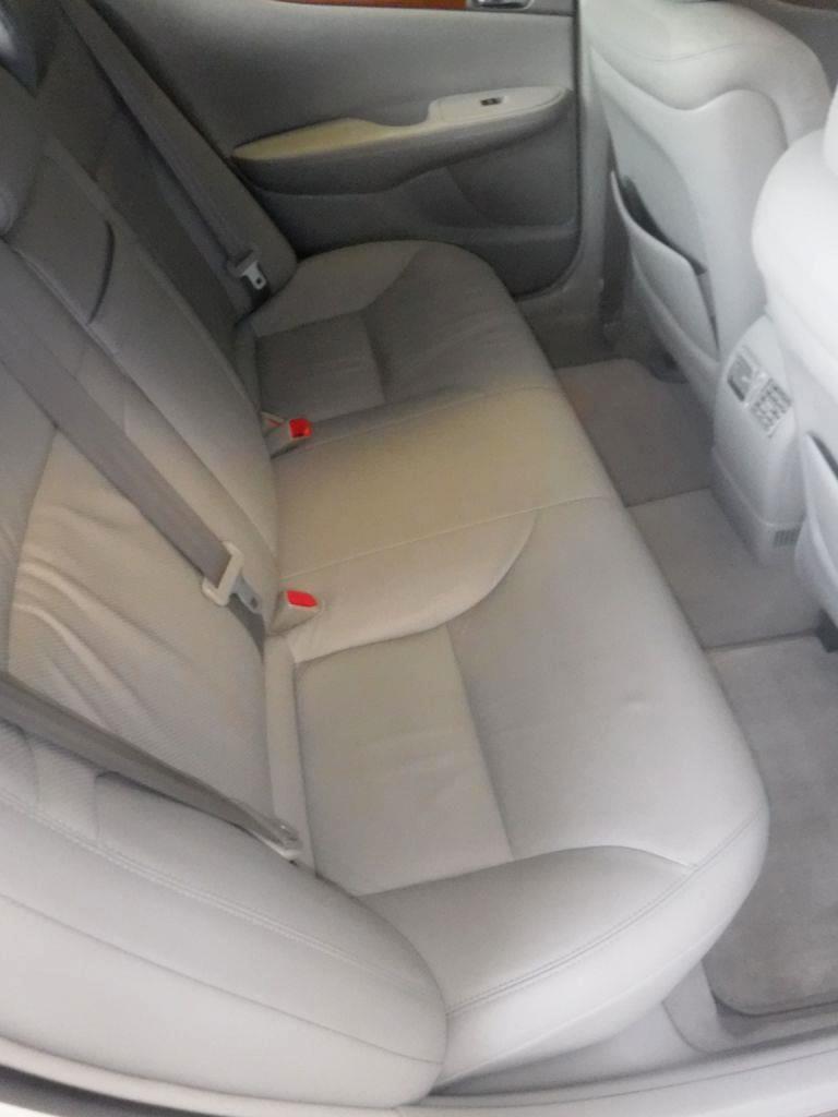 Lexus ES 330 Sedan 2005