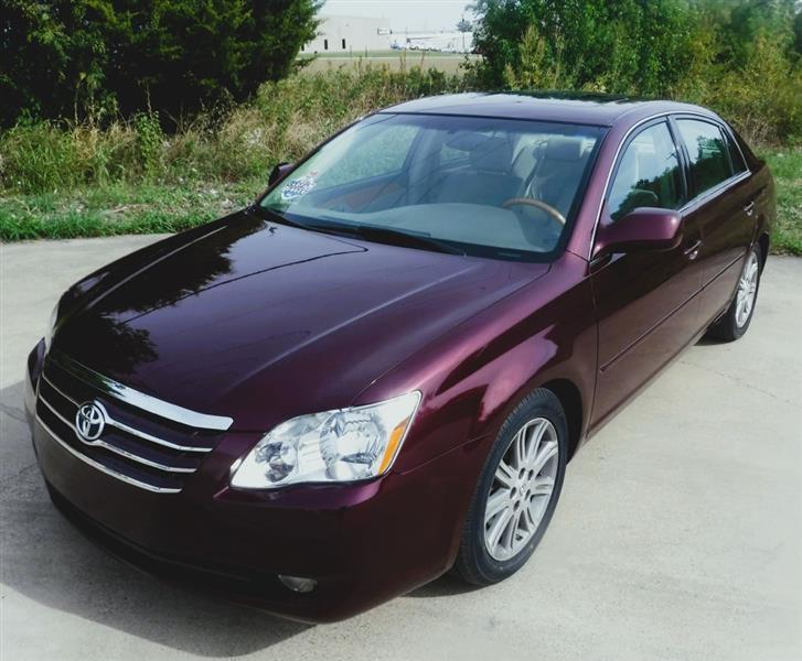 Toyota Avalon Base 2011
