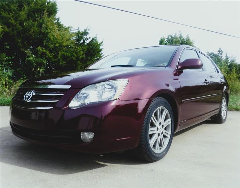 Toyota Avalon Base 2011