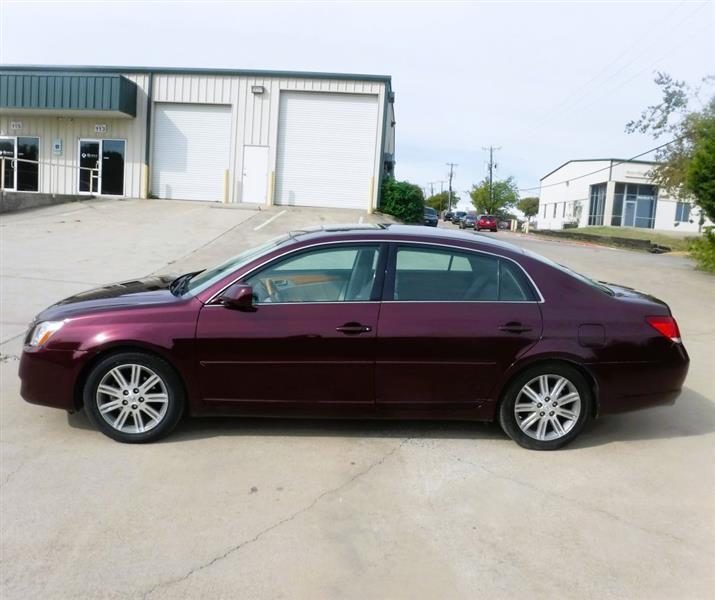 Toyota Avalon Base 2011