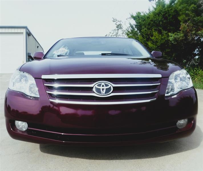 Toyota Avalon Base 2011