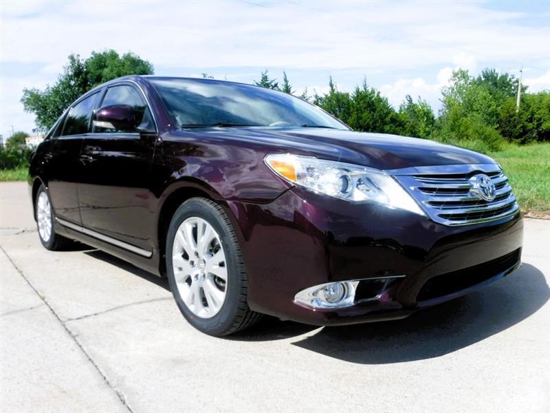 Toyota Avalon Base 2011