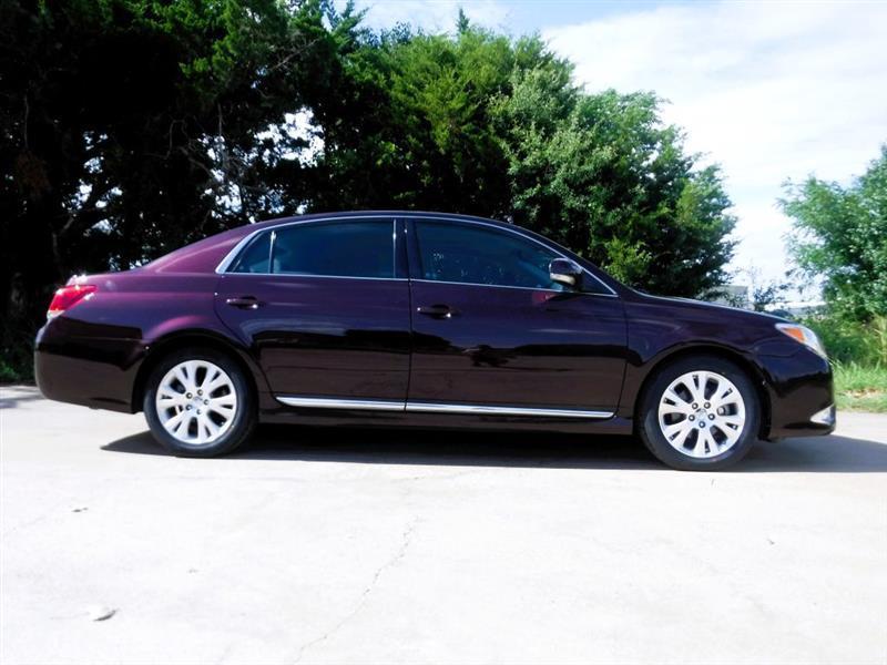 Toyota Avalon Base 2011