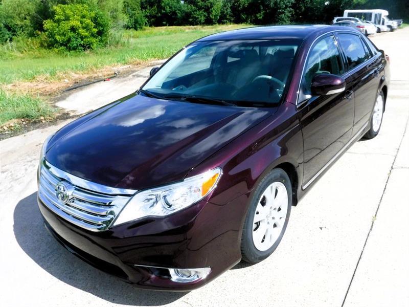 Toyota Avalon Base 2011