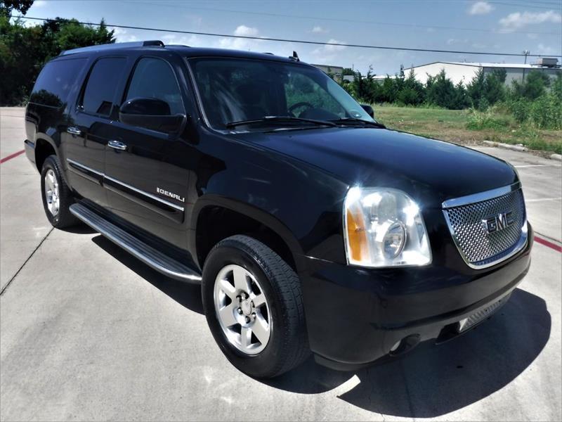 GMC Yukon Denali XL 4WD 2012