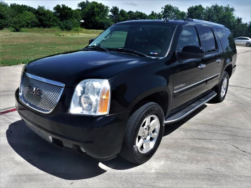 GMC Yukon Denali XL 4WD 2012
