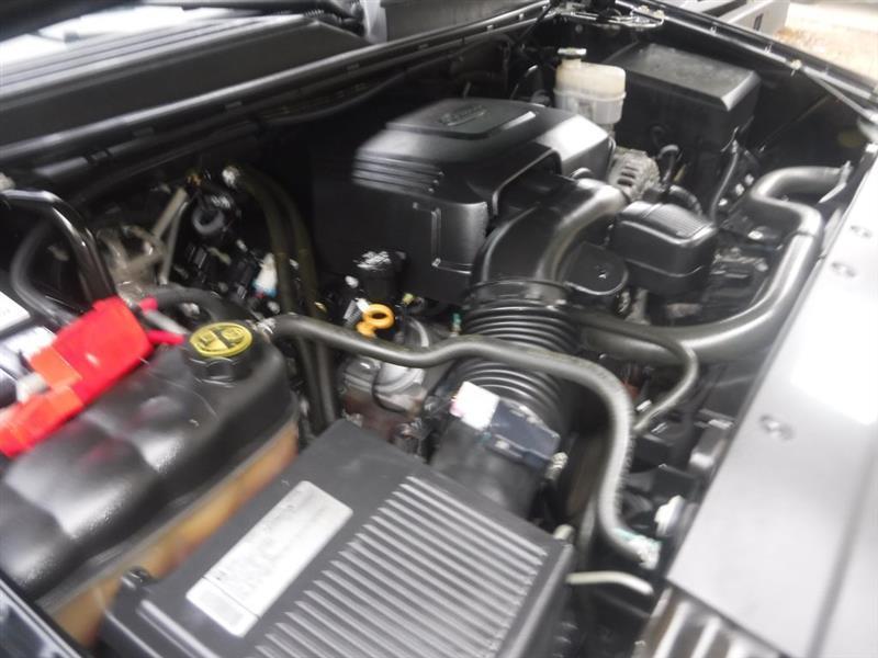 GMC Yukon Denali XL 4WD 2012