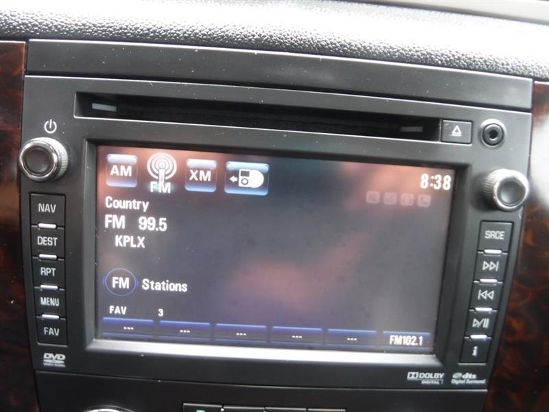 GMC Yukon Denali XL 4WD 2012