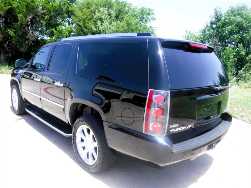 GMC Yukon Denali XL 4WD 2012