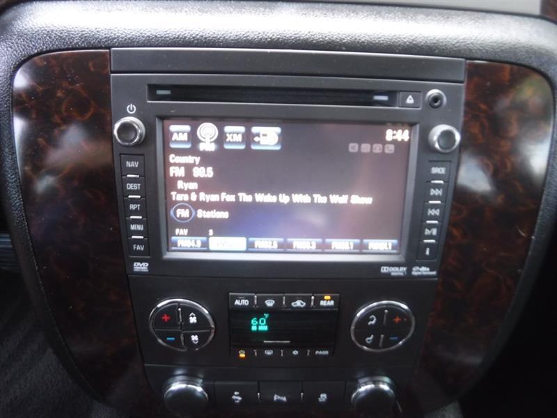 GMC Yukon Denali XL 4WD 2012