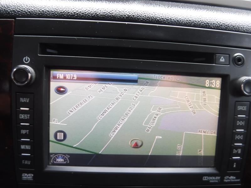 GMC Yukon Denali XL 4WD 2012