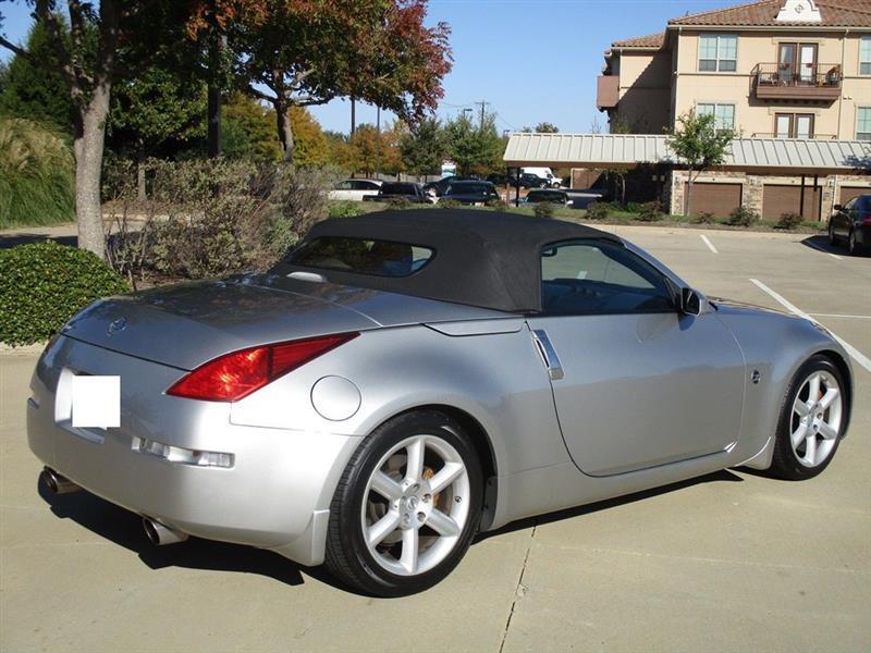 Nissan 350Z Enthusiast Roadster 2005
