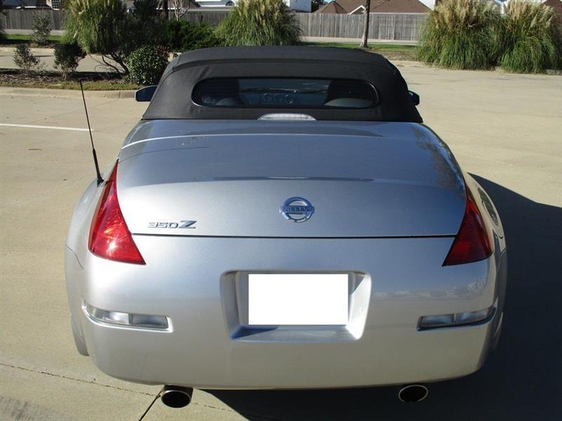 Nissan 350Z Enthusiast Roadster 2005