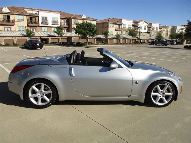 Nissan 350Z Enthusiast Roadster 2005
