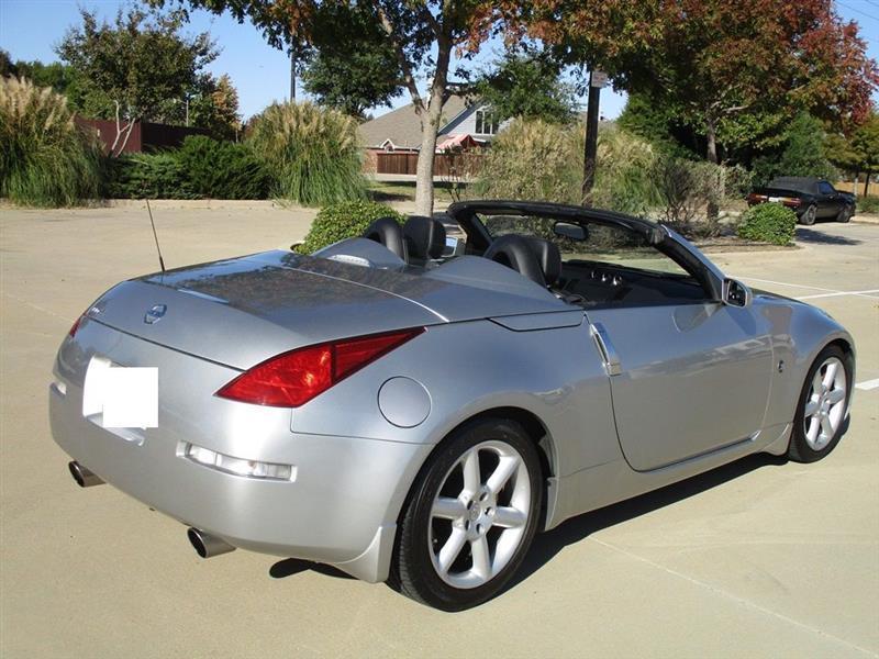 Nissan 350Z Enthusiast Roadster 2005