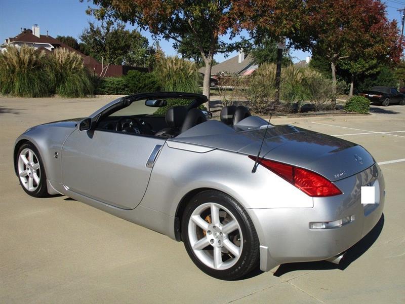 Nissan 350Z Enthusiast Roadster 2005