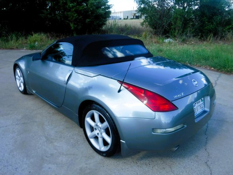 Nissan 350Z Grand Touring Roadster 2005