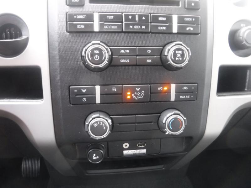 Ford F-150 XLT SuperCab 2WD 2011