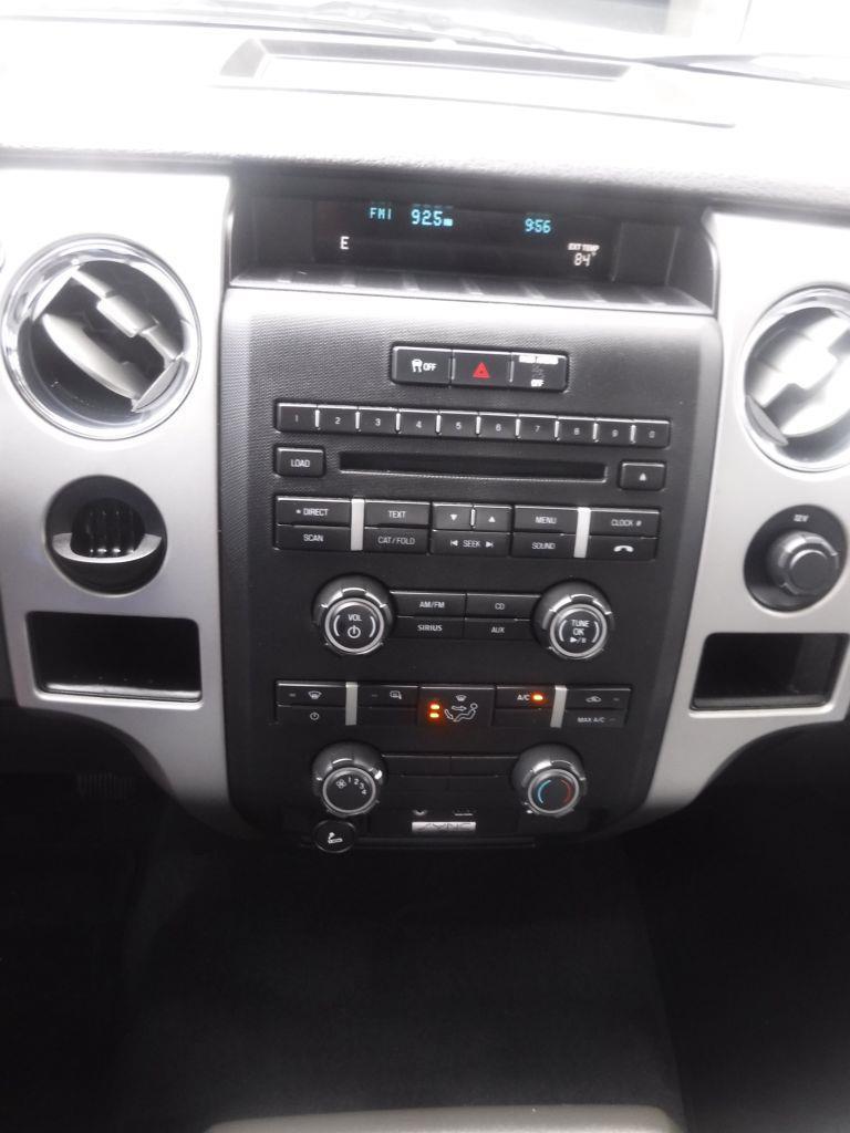 Ford F-150 XLT SuperCab 2WD 2011