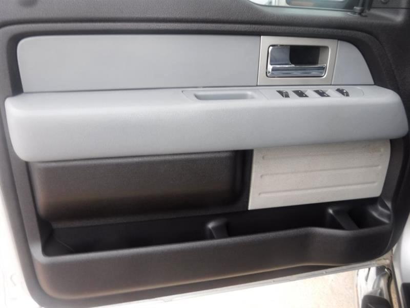 Ford F-150 XLT SuperCab 2WD 2011