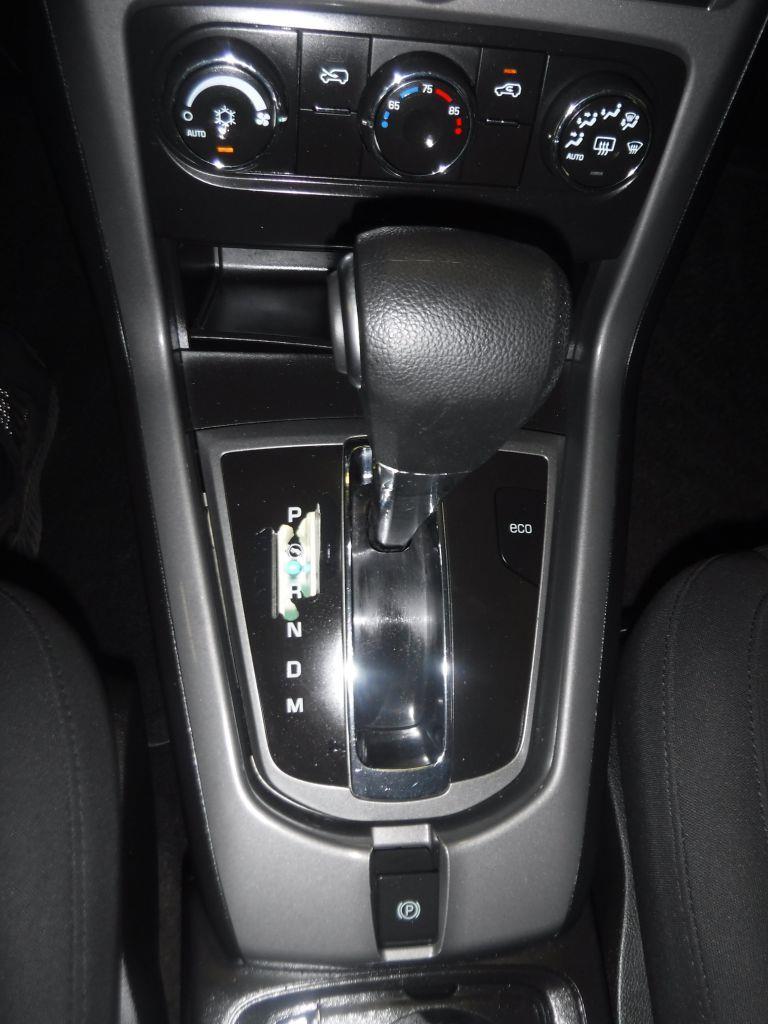 Chevrolet Captiva Sport 2LS FWD 2012