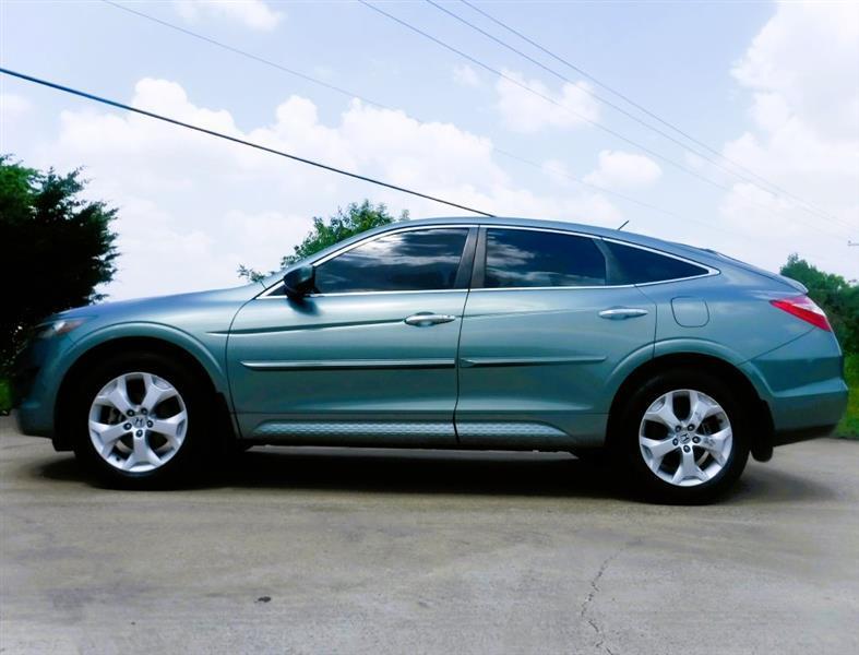 Honda Accord Crosstour EX-L 4WD 5-Spd AT 2011