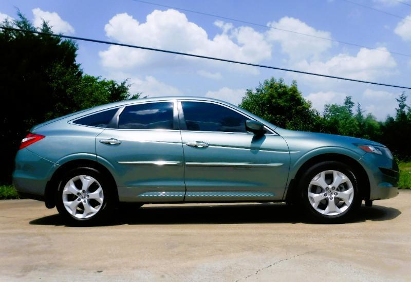 Honda Accord Crosstour EX-L 4WD 5-Spd AT 2011