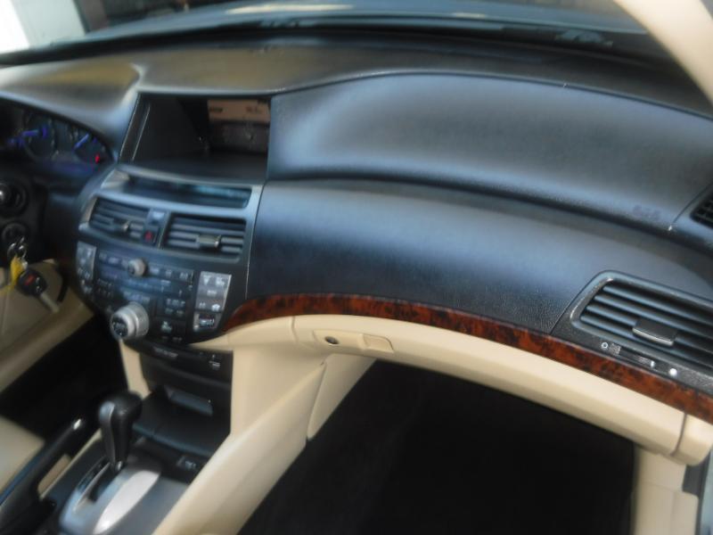 Honda Accord Crosstour EX-L 4WD 5-Spd AT 2011