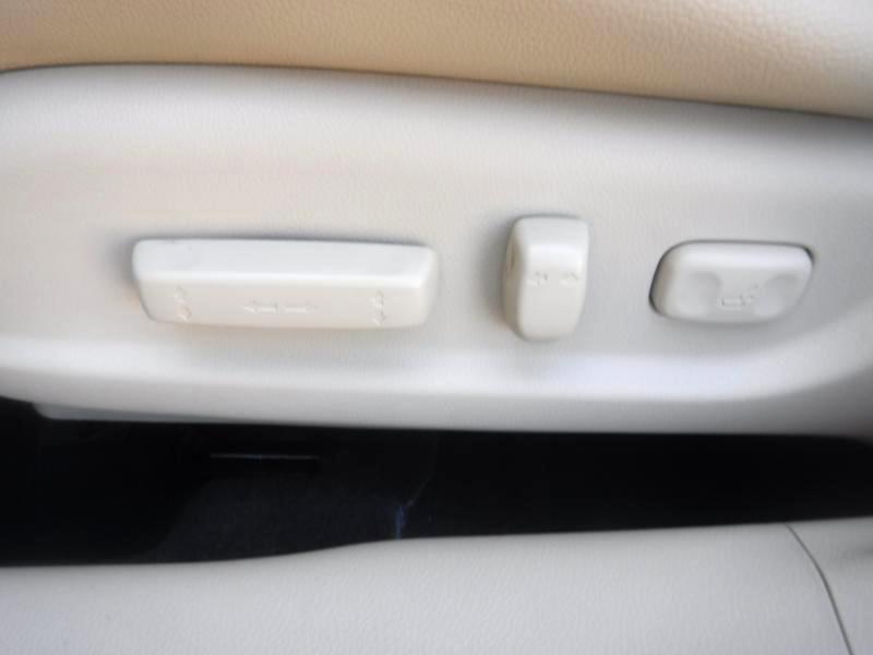 Honda Accord Crosstour EX-L 4WD 5-Spd AT 2011