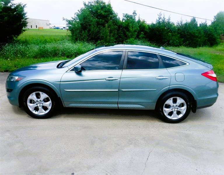 Honda Accord Crosstour EX-L 4WD 5-Spd AT 2011